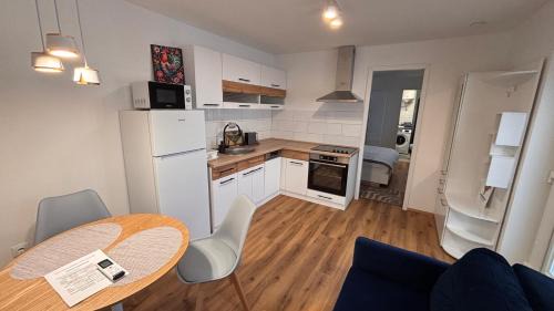 Siklos Apartment | KukoriQ 1 Apartman