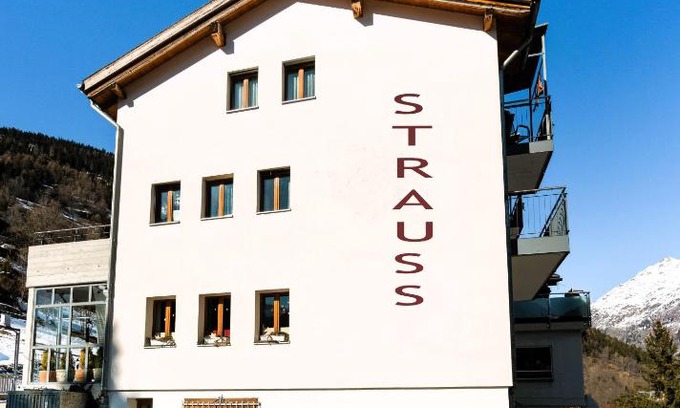 Fiesch Hotel | Kulinarik & Geniesser Hôtel STRAUSS