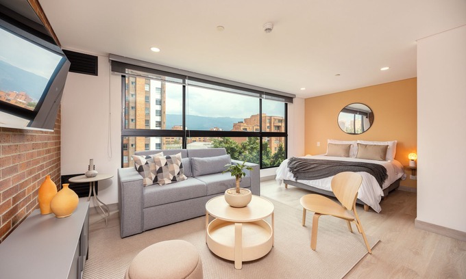 Laureles Apartment | Kyux Studios by MOME