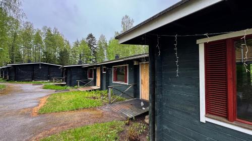 Tiainen Hotel | Kyyronkaita