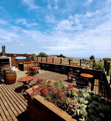 Pichilemu House | LÖF Hostal