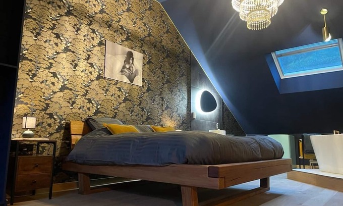 Bouillon House | L'alcôve de Ide, Chambre de Luxe de 68m²