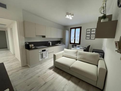 Sassuolo Apartment | L'Aldina - intero appartamento 2 camere ristrutturato Top a 2 passi dal centro