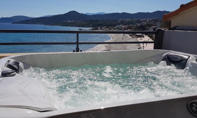 L'Ile-Rousse Apartment | l'Ambre