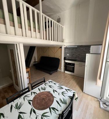 Vias Apartment | L appartement de NOLY 4 couchages TV wifi