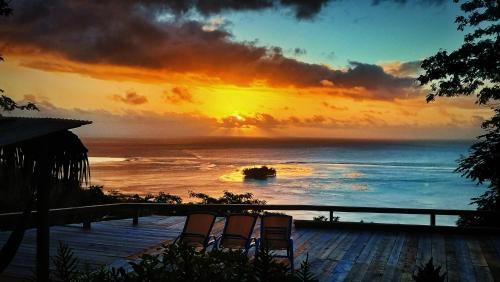 Teahupoo Ski Chalet | L'Auberge Polynésienne