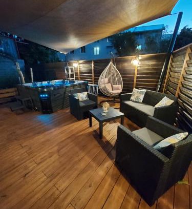 Sainte Marie Ski Chalet | L'embrun de jasmin