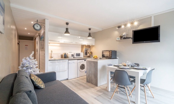 Pla d'Adet Apartment | L'Espiaube - One Bedroom Apartment, Sleeps 6