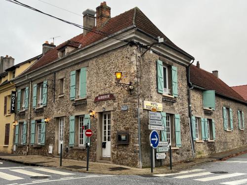 Saint-Arnoult-en-Yvelines Hotel | L'Harmony