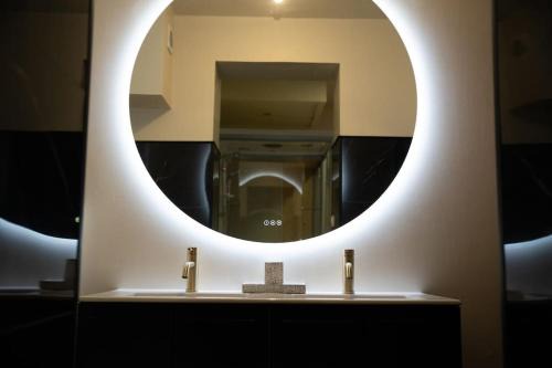 Saint-Pol-sur-Mer Apartment | L'intimiste