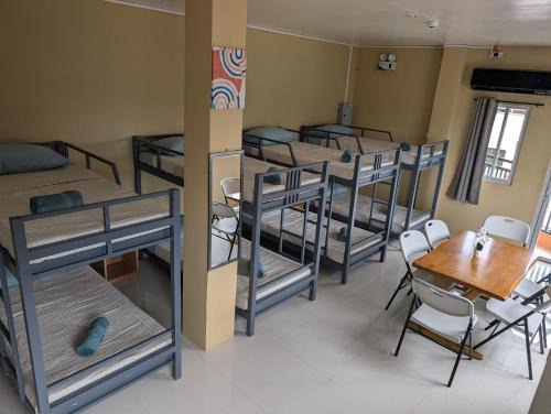 Buhangin Hostel | L'islo INN