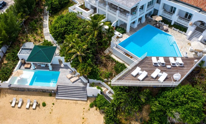Les Terres Basses Villa | L'Oasis - Elegant Beachfront Villa