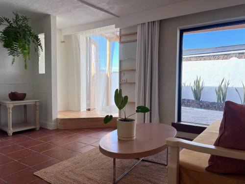 Mozaga Apartment | La Bodega de Florencio