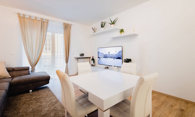 Citta Nuova-Barriera Nuova-San Vito-Citta Vecchia Apartment | La Boutique del Vento - Exclusive apartment 5 minutes from Piazza dell'Unità