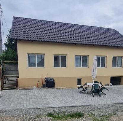 Ramnicu Valcea House | La Căsuță