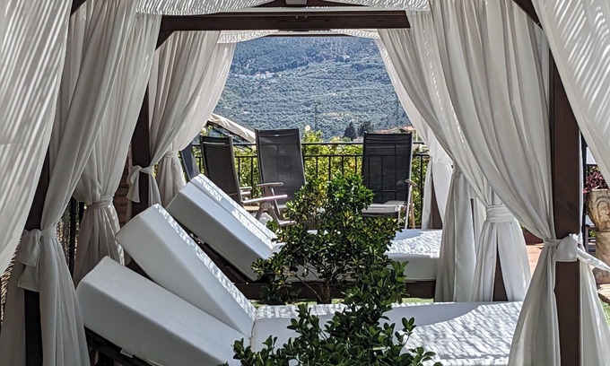 Murchas Apartment | La Cañota Suite King Room Adults Only, living room, bedroom, kitchen and bathroom