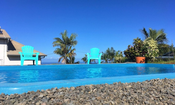 Petite-ÃŽle House | La case vétyver with heated swimming pool