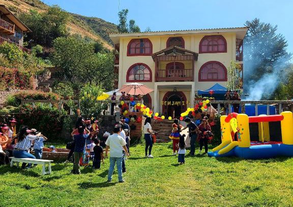 Lucre Hotel | La Casona de Lucre