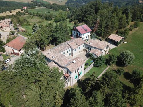 Neviano degli Arduini Bed & Breakfast | La Corte Bonomini