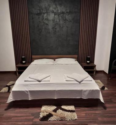 Arad House | La Danezul