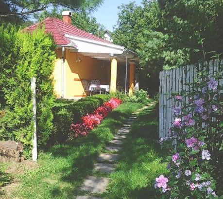 Szolosgyorok House | La Dolche Villa