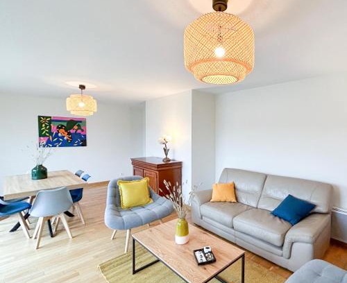 Saint-Cyr-l'Ecole Apartment | La Douce Évasion à 13 minutes du château de Versailles