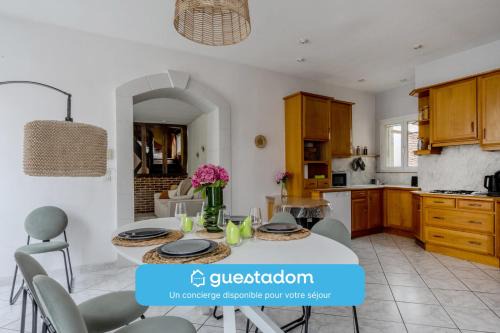 La Ferte-Bernard House | La Ferté - Wifi - Animaux autorisés