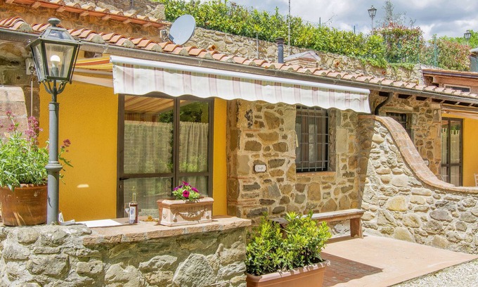 Loro Ciuffenna House | La Fornace by Interhome