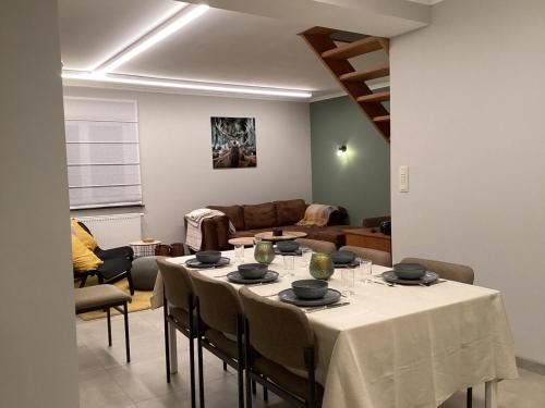 Bievre House | la maison de bievre