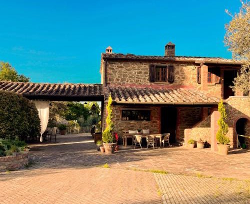 Lucignano Bed & Breakfast | La Melea - vegan Bed and Breakfast