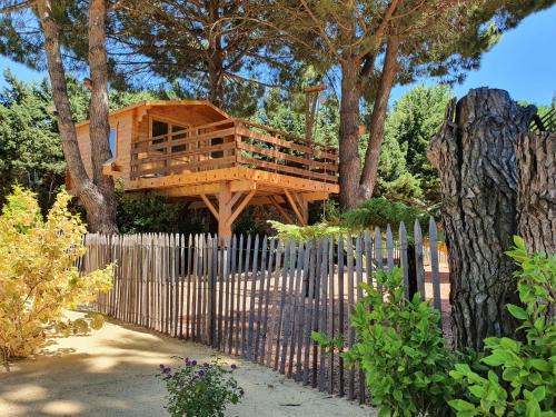 Salles-d'Aude Bed & Breakfast | La palmeraie