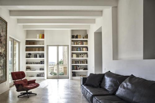 Trequanda Villa | La Pieve 1 by Salogi Villas