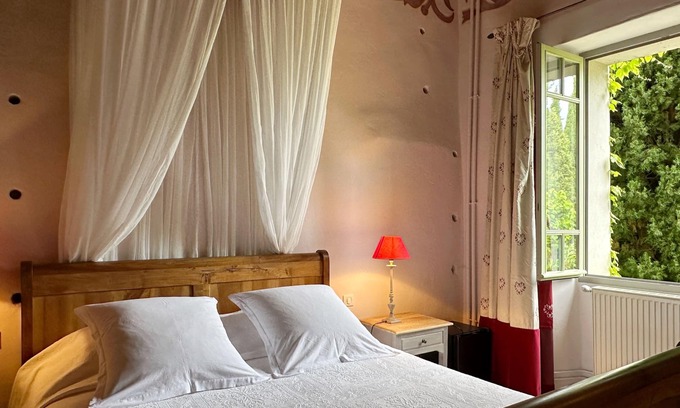 Vacqueyras Apartment | LA PONCHE - Cheminee Room
