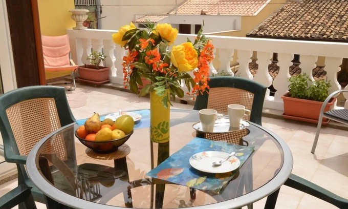 Marina di Ragusa House | La Rosa dei Venti - Typical, Independent with Exclusive Terrace at150 mt from the Sea