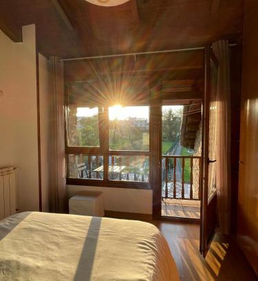 Aviles Apartment | La Santina y su Balcón