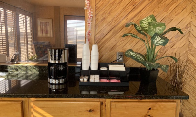 Clovis Hotel | La Vista Inn