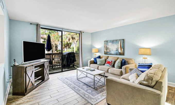 Hilton Head Island Condo | Lagoon View Villa 2 bd 2 & one half bath Steps to the Beach!