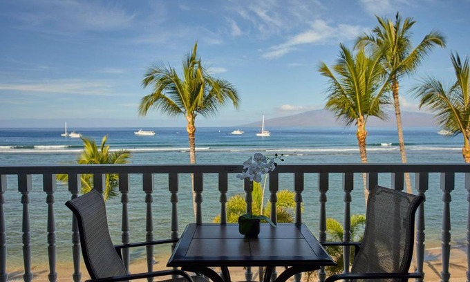 Historic Lahaina Front Street Hotel | Lahaina Shores Beach Resort, a Destination by Hyatt Residence