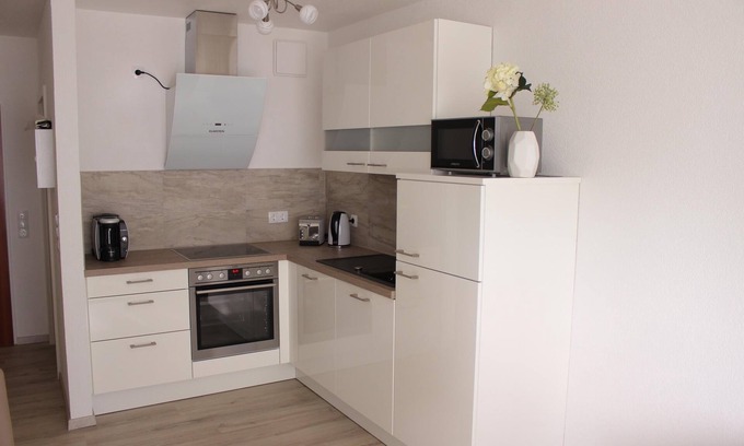 Waggershausen Apartment | Lake Constance, Friedrichshafen, central location, 2 people, Lake Constance center
