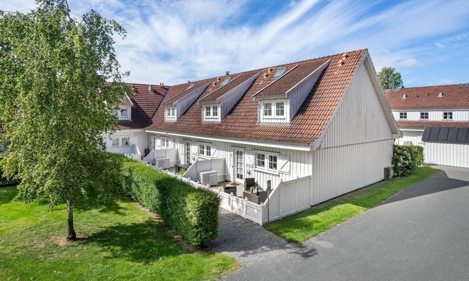 Nykobing Sjaelland Apartment | Lake front apartment in Nykøbing Sj