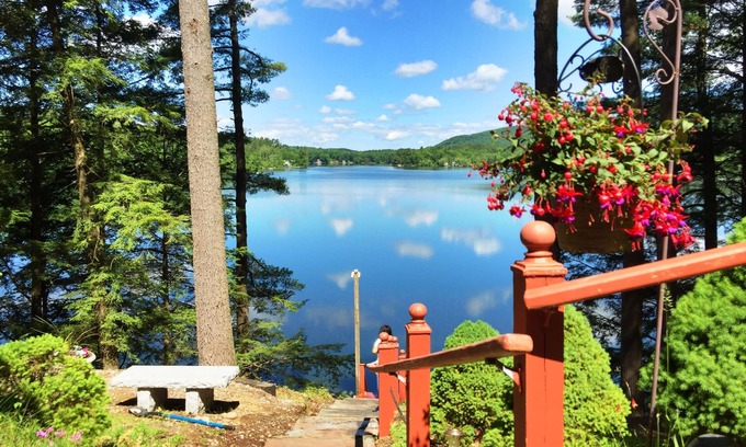 Great Barrington House | LAKE FRONT LAKE BUEL Monterey New Marlborough 10 M GREAT BARRINGTON PRIVATE DOCK