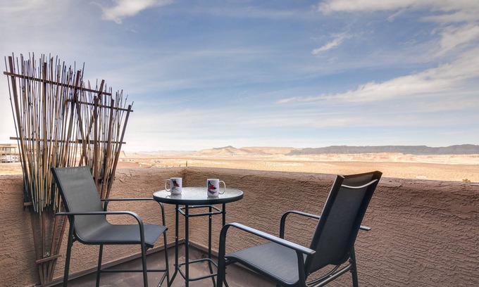 Greenehaven House | Lake Powell Views: Adobe Townhome w/Patio