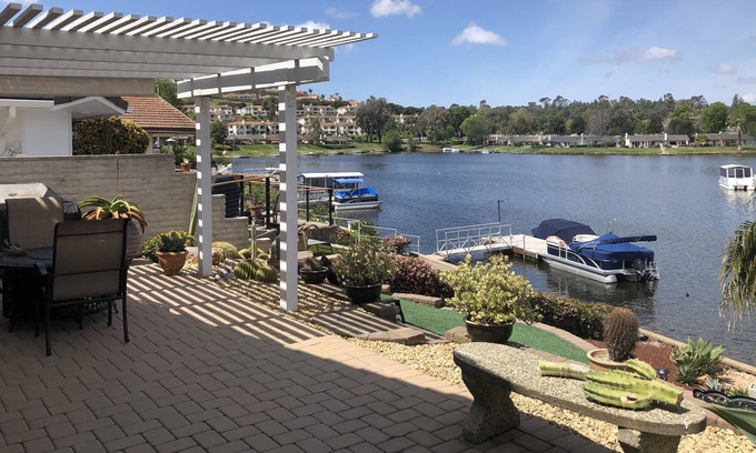 Lake San Marcos House | Lake San Marcos Furnished Lake Front Home.