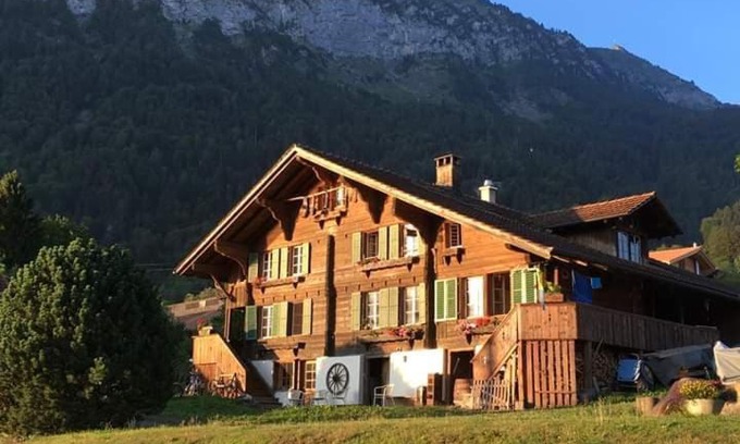 Darligen Apartment | Lake View Darligen Interlaken