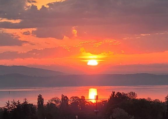 Kreuzlingen Apartment | Lake View See & Bergsicht free parking