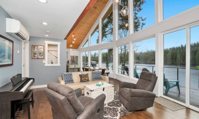 Warm Beach House | Lakefront Dreams Kayaks, Private Dock, Views!