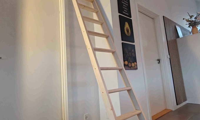 Stubbekobing House | Lakefront luxury holiday retreat with cozy loft