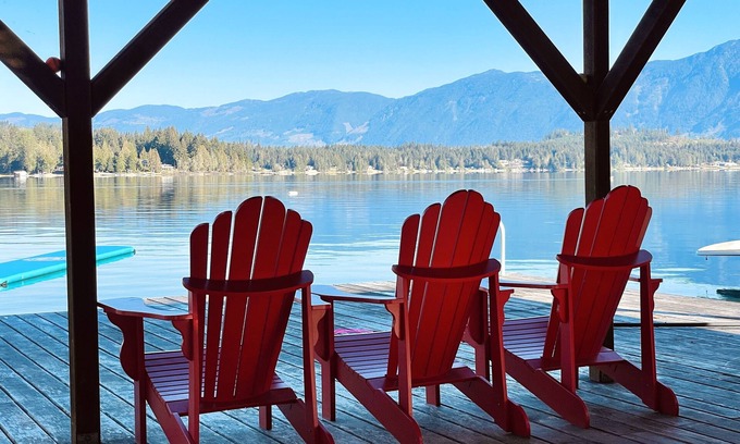 Sproat Lake Cabin | Lakefront, private dock, hot tub, free kayaks and paddle boards!