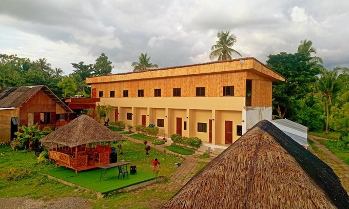 Badian Bed & Breakfast | Lakehouse Resort