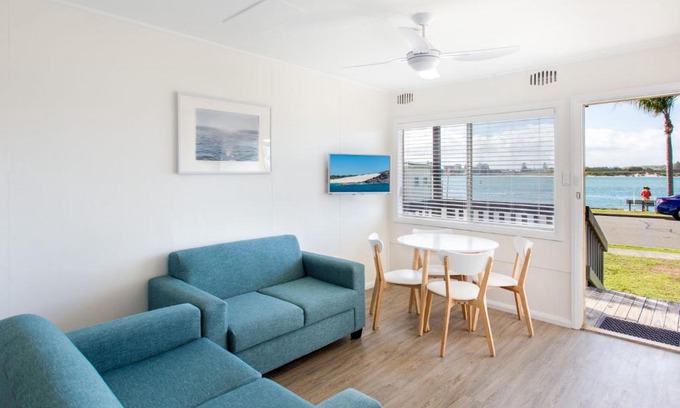 Tuncurry Apartment | Lakeside 6